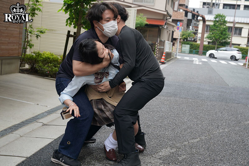 【中出し】 数年前に私を犯した男達が目の前に再び…ムショ帰り拷姦魔の串...