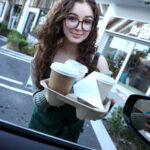 【中出し】 LAで出会った親日美女のカフェ店員にグッツモニターお願いしてみたら奇跡が起きた！！リアナ（28） 『FANZA』