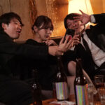 【中出し】 法事同窓会NTR ヤンチャな過去を持つ妻が6年ぶりに仲間の法事で地元に帰った 再会した地元のゲス友たちに酔わされて昔のヤリマンに戻った妻の寝取られ中出し映像 葵いぶき 『FANZA』