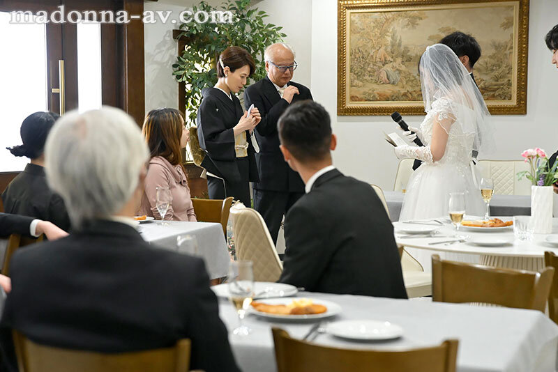 【中出し】 娘の幸せを見届けながら…。披露宴で娘婿に犯●れた母 星冬香...