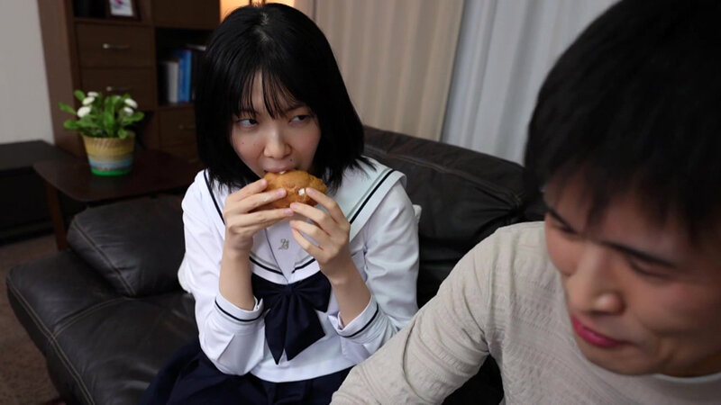 【中出し】 隣に住む真面目そうな娘の三白眼のエロイ瞳に魅かれて… 岸永...