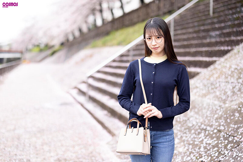 【中出し】 彼女のいない貧乏な自分にあるのは有り余る性欲と安アパートだ...
