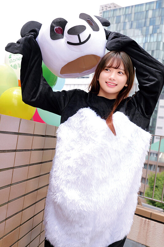 【中出し】 着ぐるみの中の人 遊園地のキャストさん4名 『FANZA』