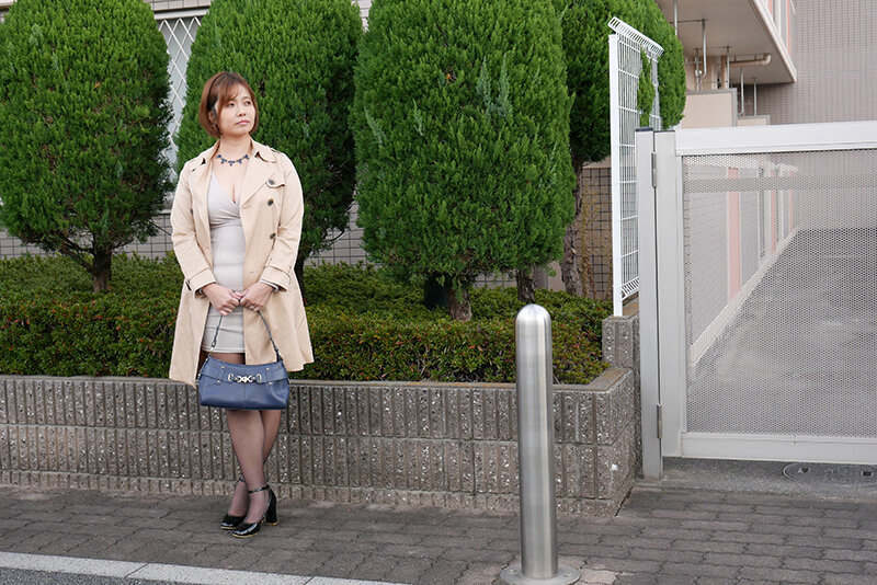【中出し】 「立ちんぼ妻」 B級熟女 しょうこ38歳 『FANZA』
