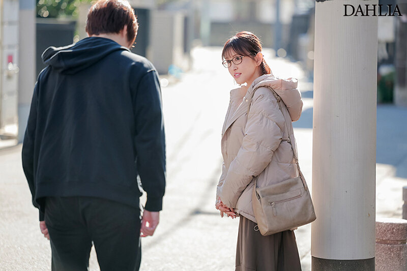 【中出し】 こんなおばさんでもナマでしてくれますか？ 角奈保 『FAN...