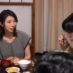 【中出し】 受験中、1か月禁欲していた僕が友人の母を孕ませてしまった。 宮上唯依花 『FANZA』