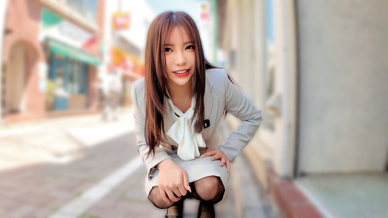 【中出し】 素人美少女とリモコンバイブお散歩ー黒パンスト営業ウーマン編...