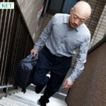 【中出し】 服役していたレ×プ犯の義父が6年ぶりに出所…同居を余儀なくされた私は夫が不在の数時間、長い獄中禁欲生活で性欲が溜まりまくった絶倫義父に毎日、毎日、何発も何発も種付けレ×プされています。 藤咲まい 『FANZA』