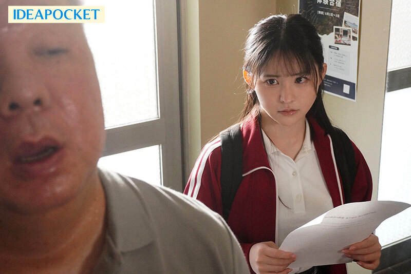 【中出し】 部活合宿の下見で美少女生徒と醜態教師が二人きり…巨漢顧問の...
