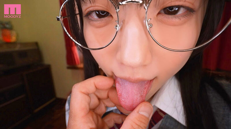 【中出し】 「ごめんなさいイキますぅ…ッ！」風紀係の地味メガネ制服娘は...